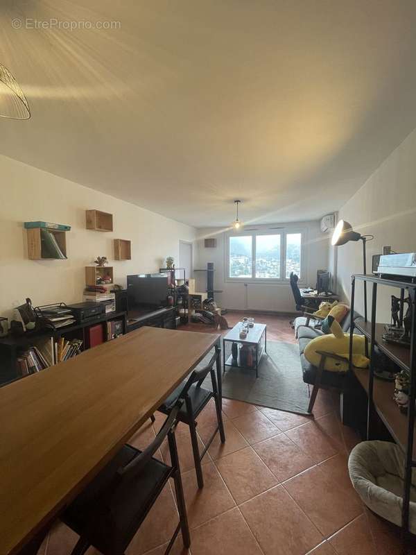 Photo 2 - Appartement à MARSEILLE-10E