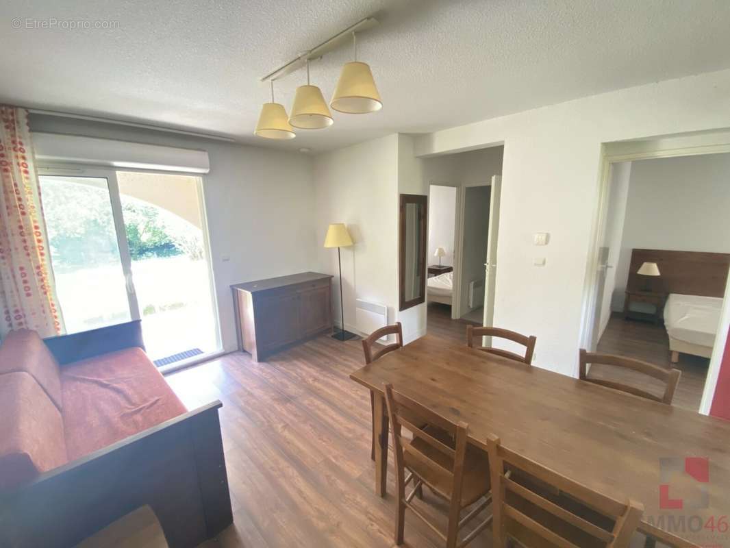 Appartement à PRAYSSAC