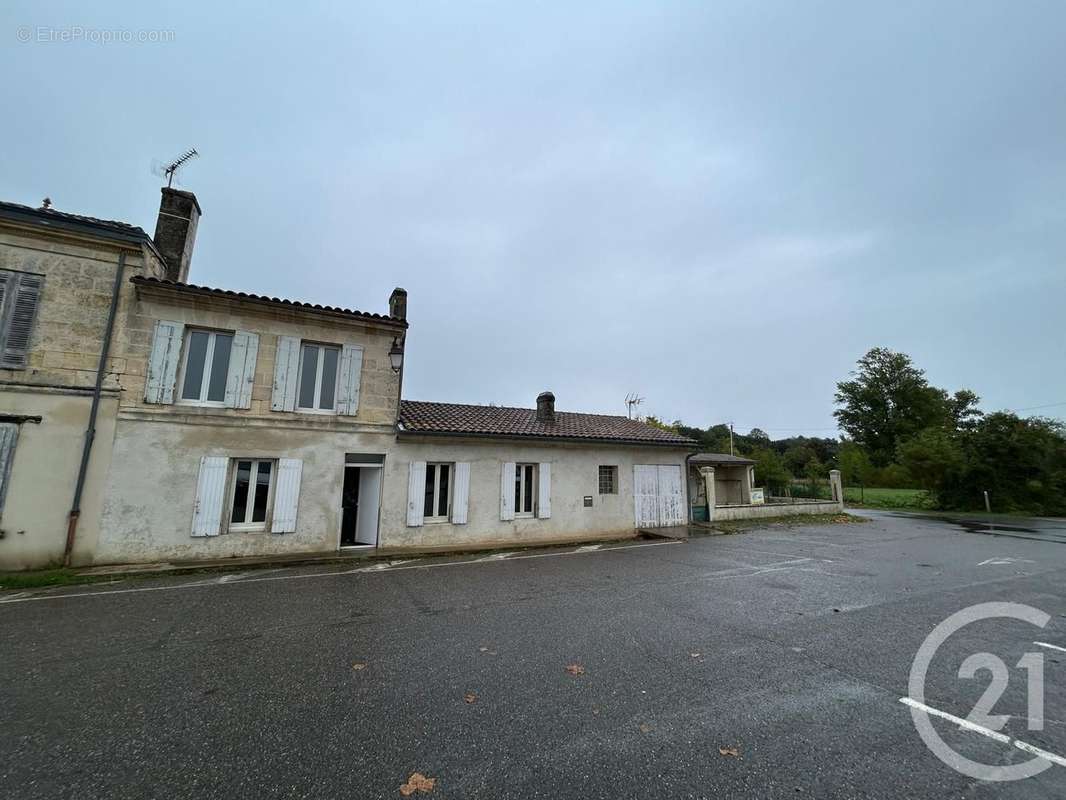 Maison à BAYON-SUR-GIRONDE