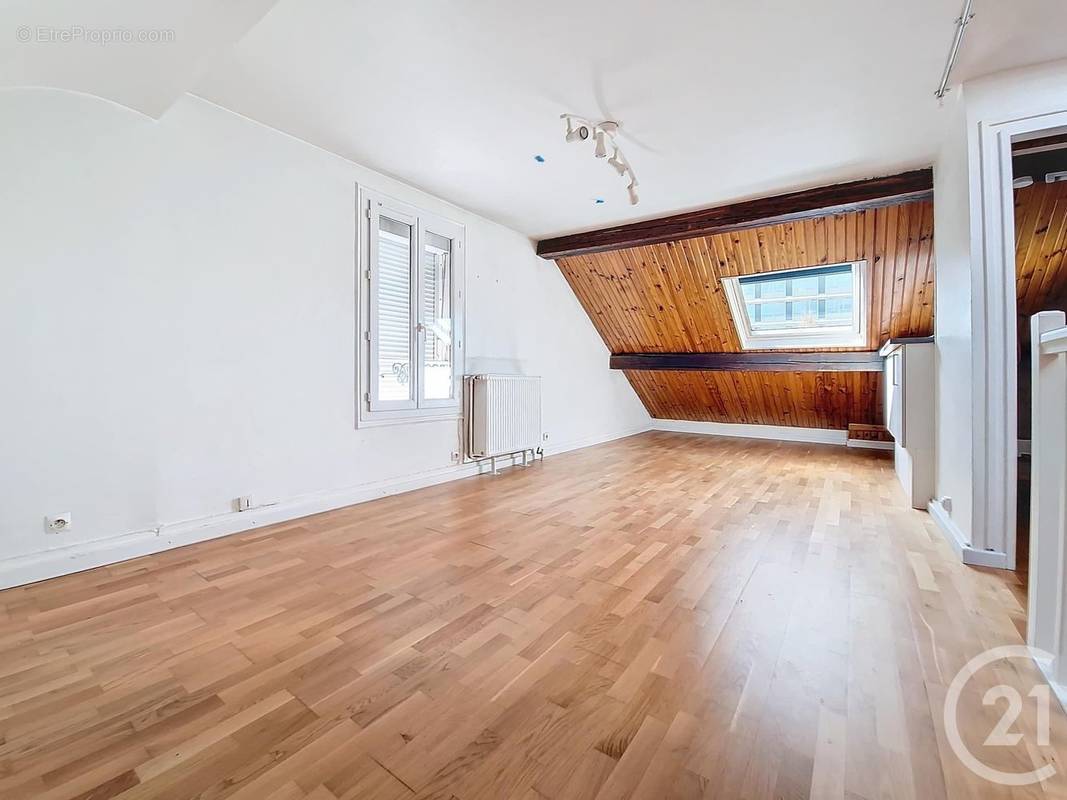 Appartement à MELUN