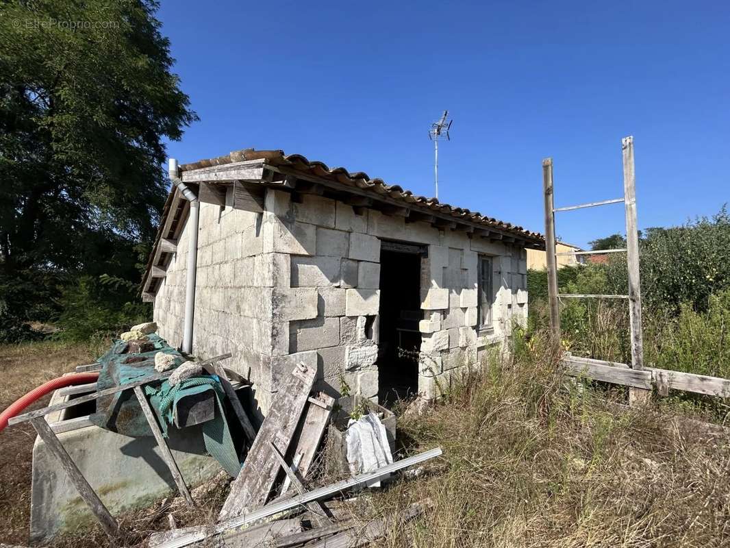 Maison à REIGNAC