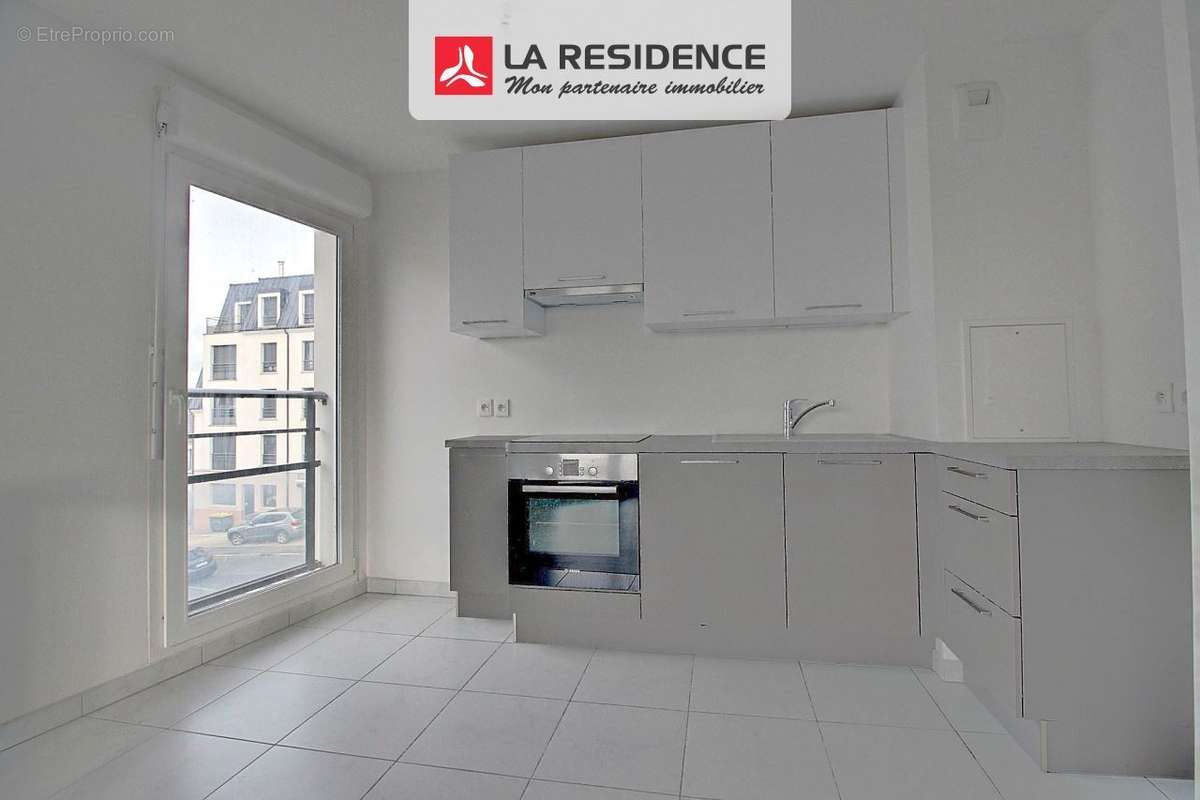 Appartement à SARTROUVILLE