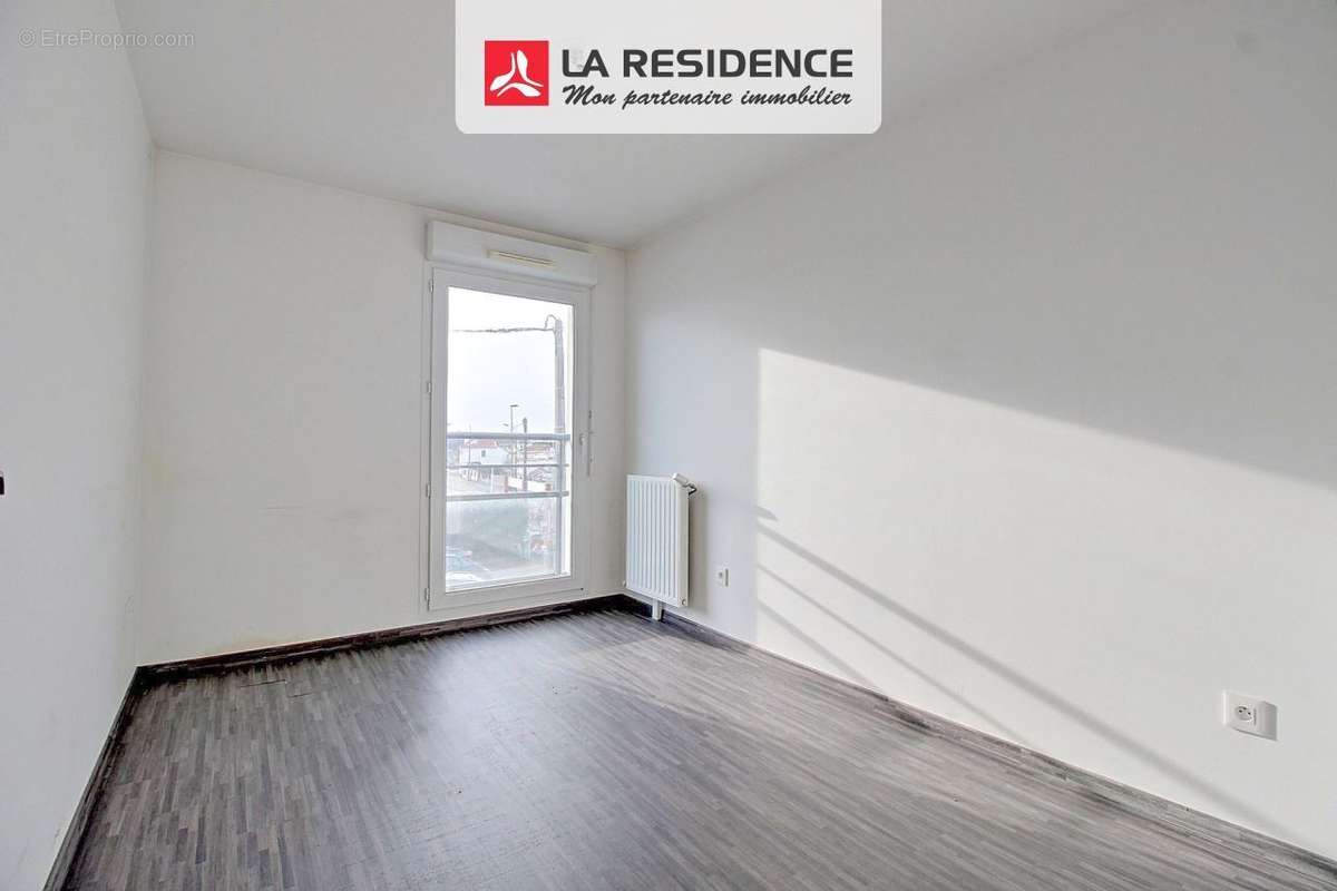 Appartement à SARTROUVILLE