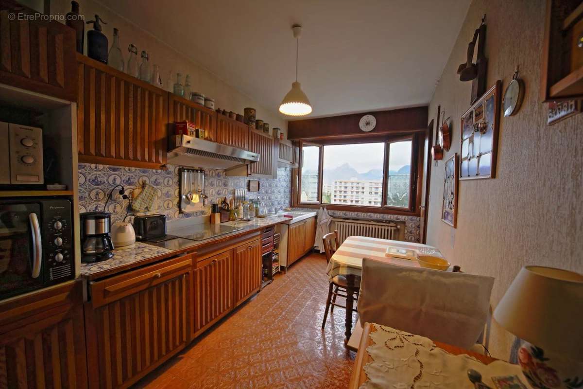 Appartement à ECHIROLLES