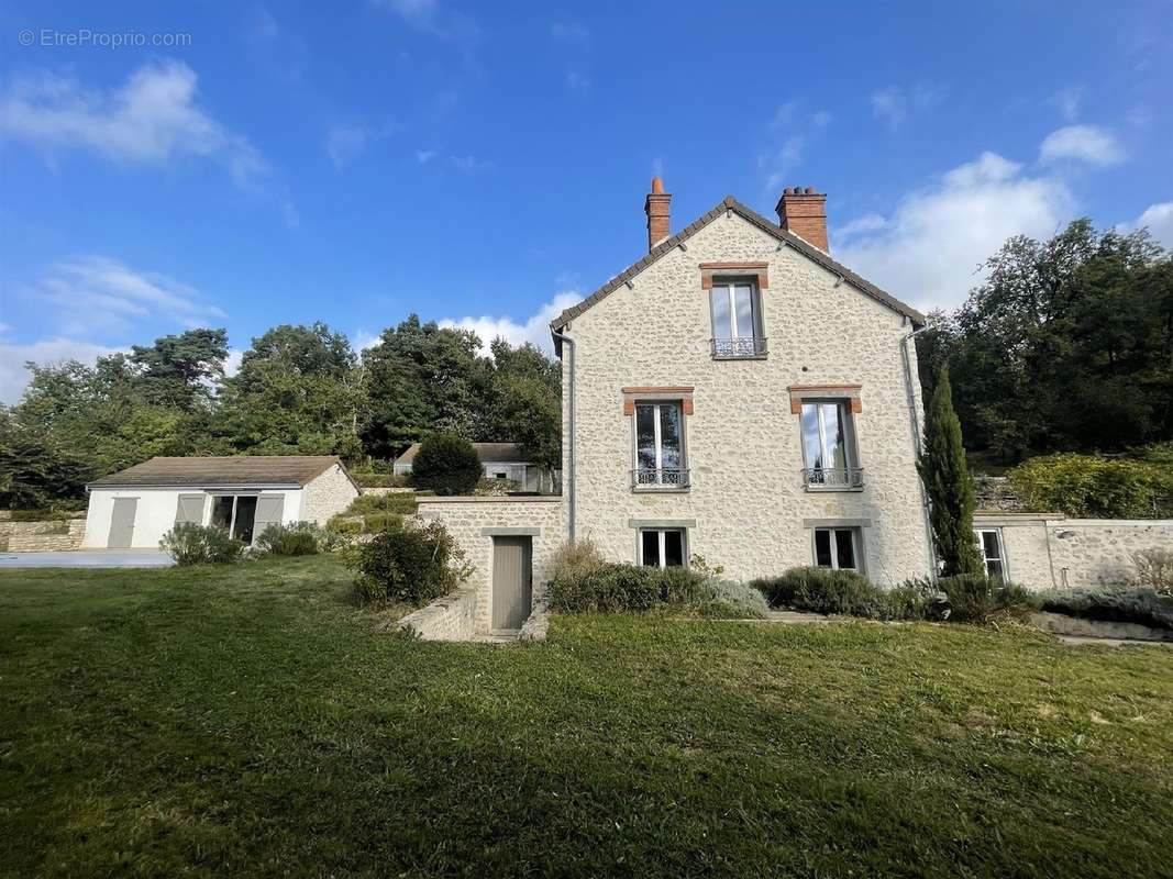 Maison à MILLY-LA-FORET