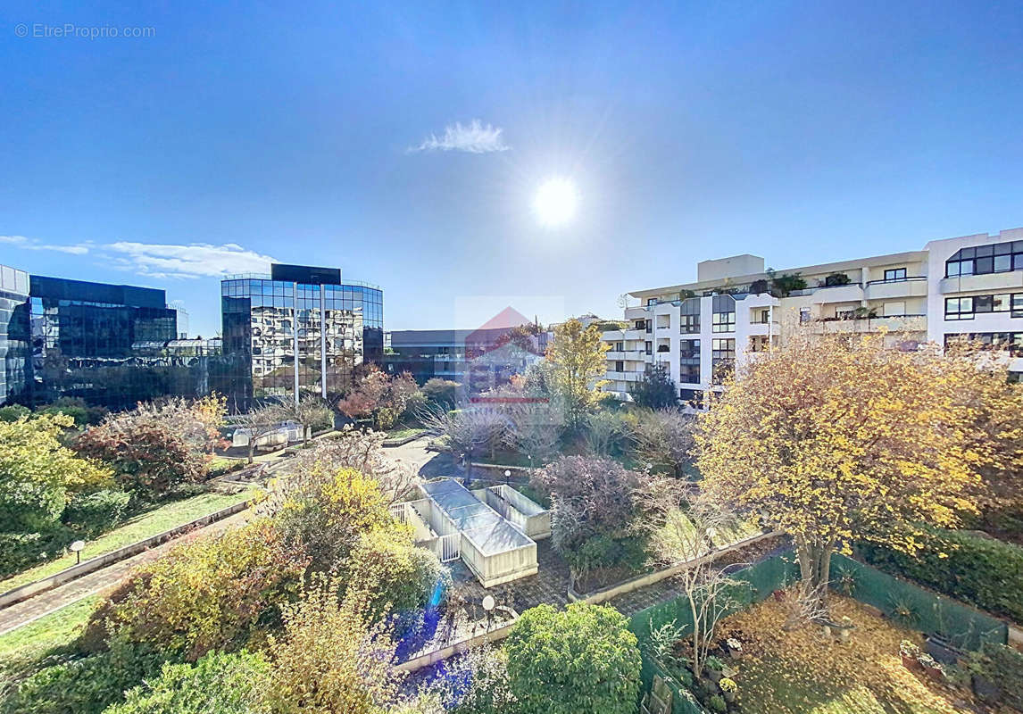 Appartement à SURESNES