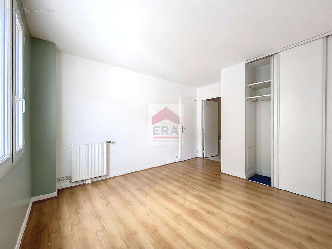 Appartement à SURESNES