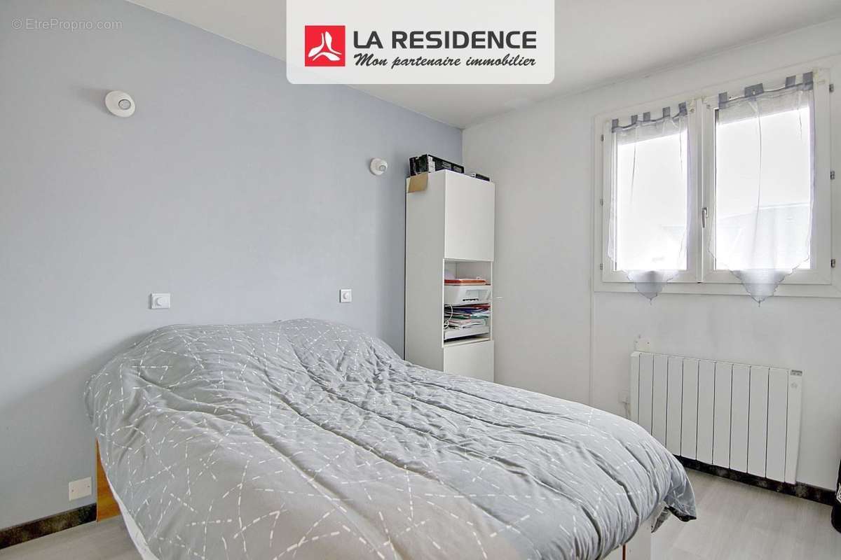 Appartement à BEAUCHAMP