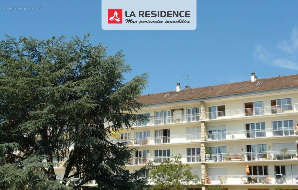 Appartement à SAINT-ETIENNE-DU-ROUVRAY