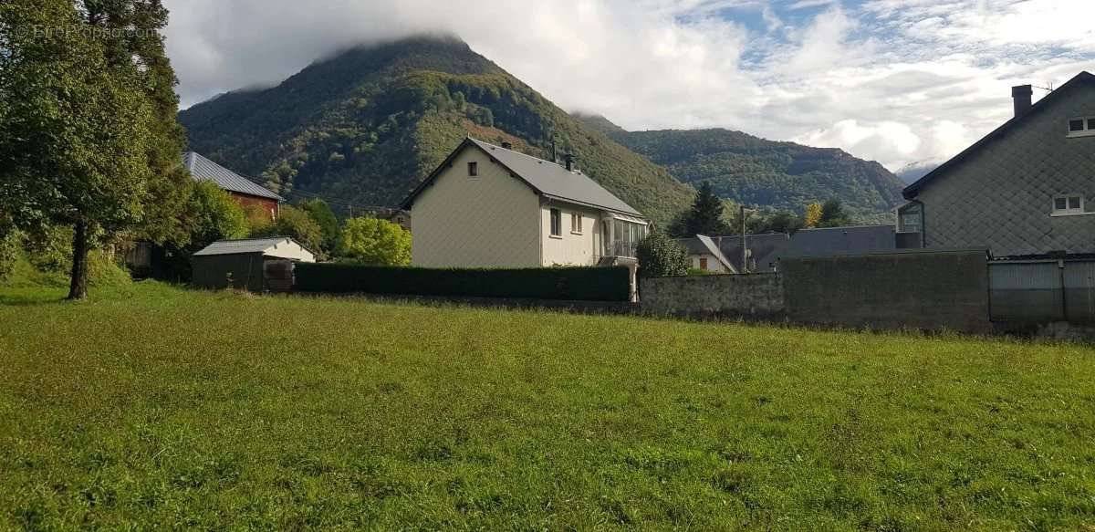 Terrain à LANNEMEZAN