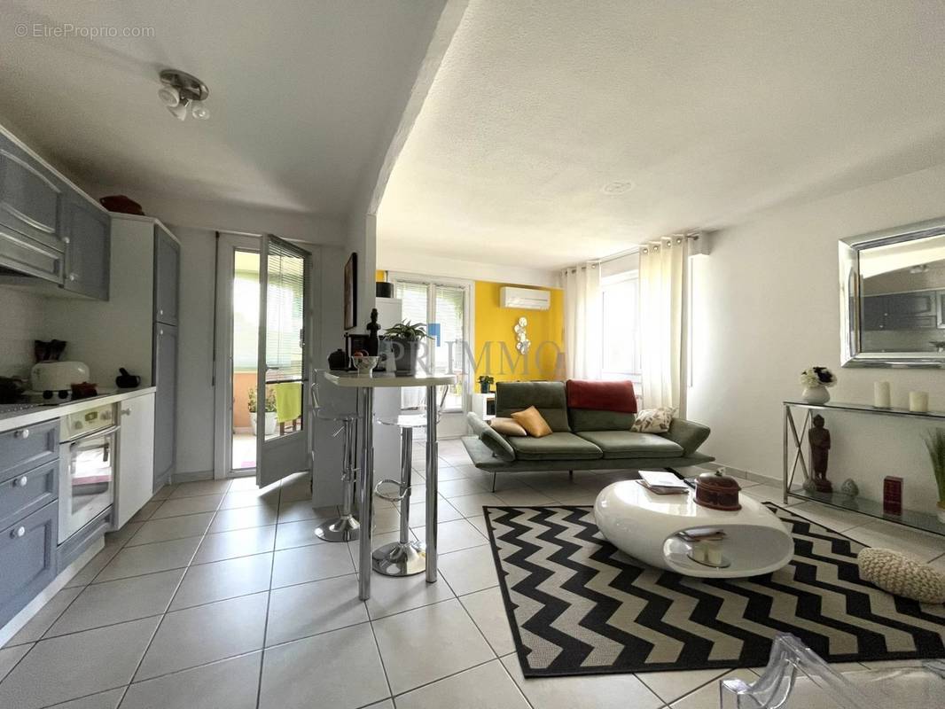 Appartement à FREJUS