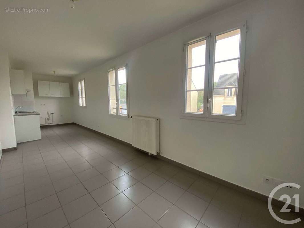 Appartement à NANTEUIL-LE-HAUDOUIN