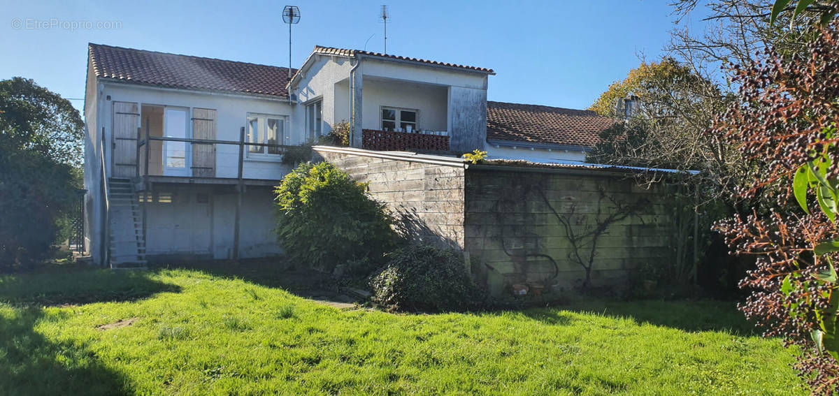 Maison à ROCHEFORT