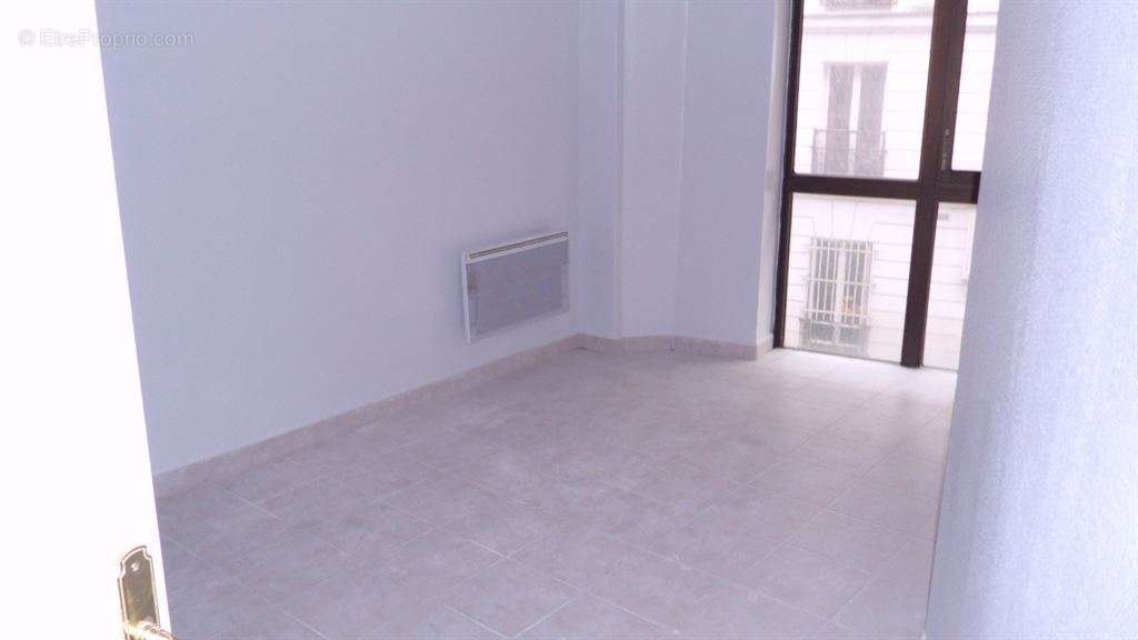 Appartement à PARIS-20E