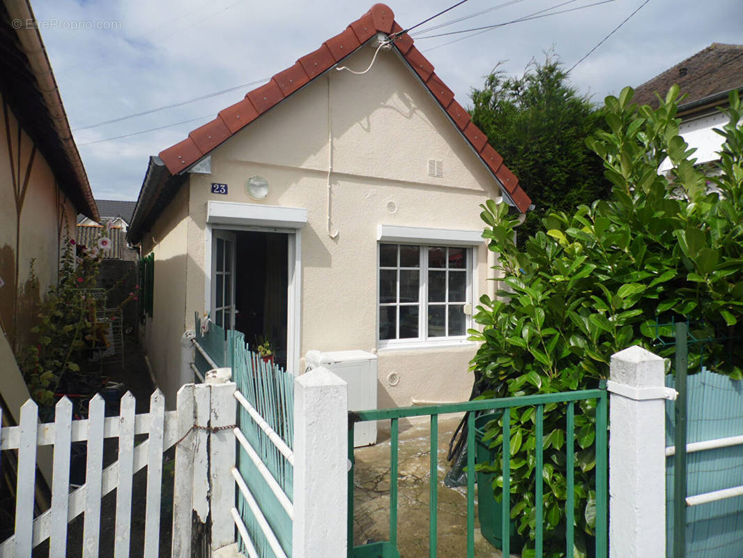 Maison à DIVES-SUR-MER