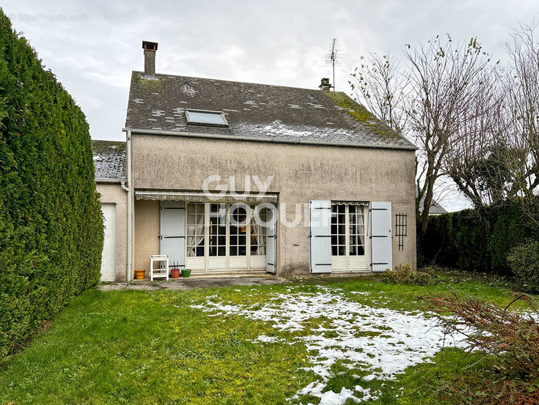 Maison à ROZAY-EN-BRIE