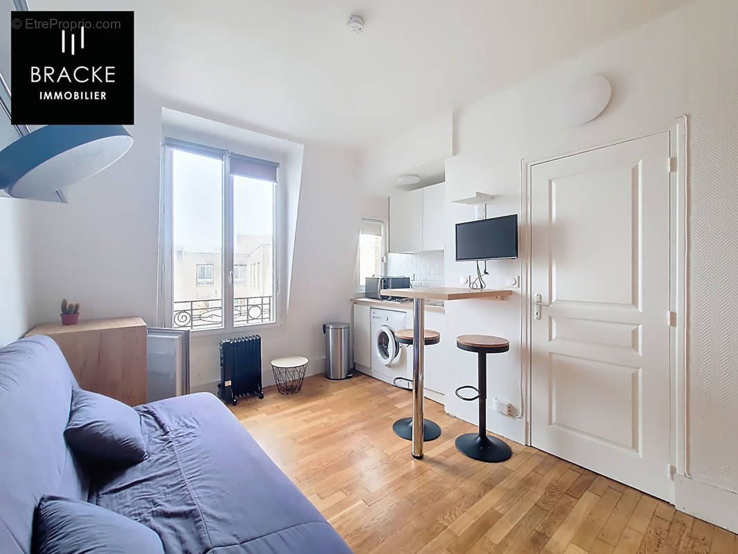 Appartement à COURBEVOIE