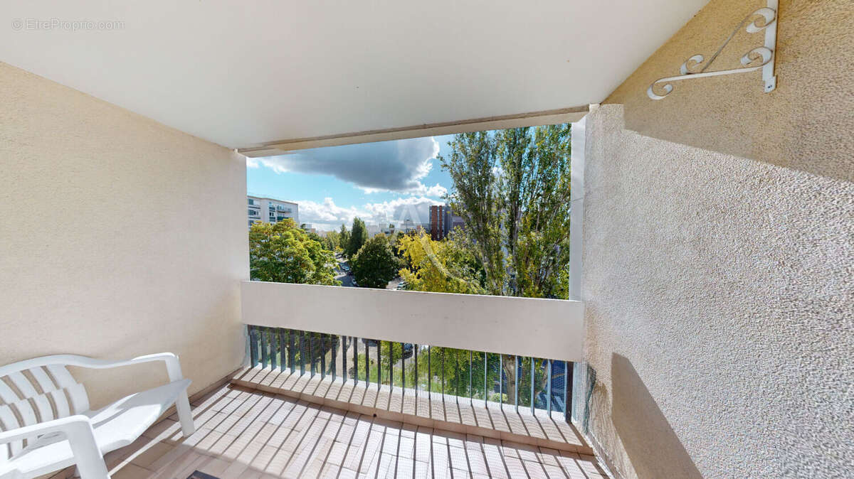 Appartement à MAISONS-ALFORT