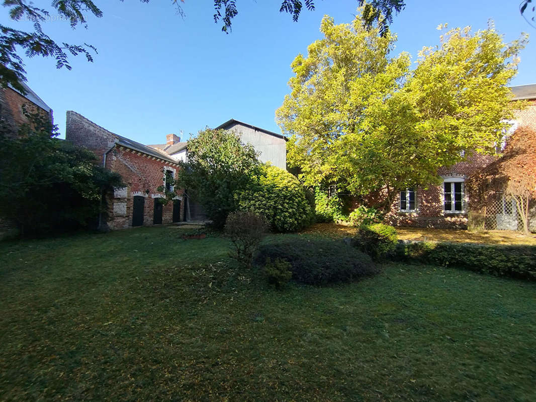 Maison à CRECY-SUR-SERRE