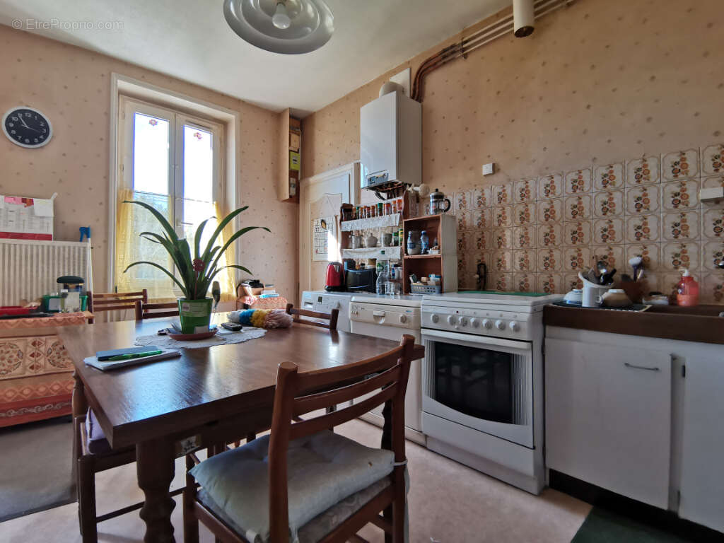 Appartement à DESERTINES