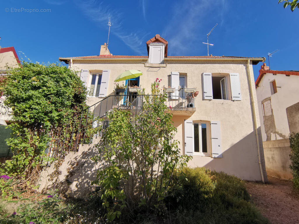 Appartement à DESERTINES