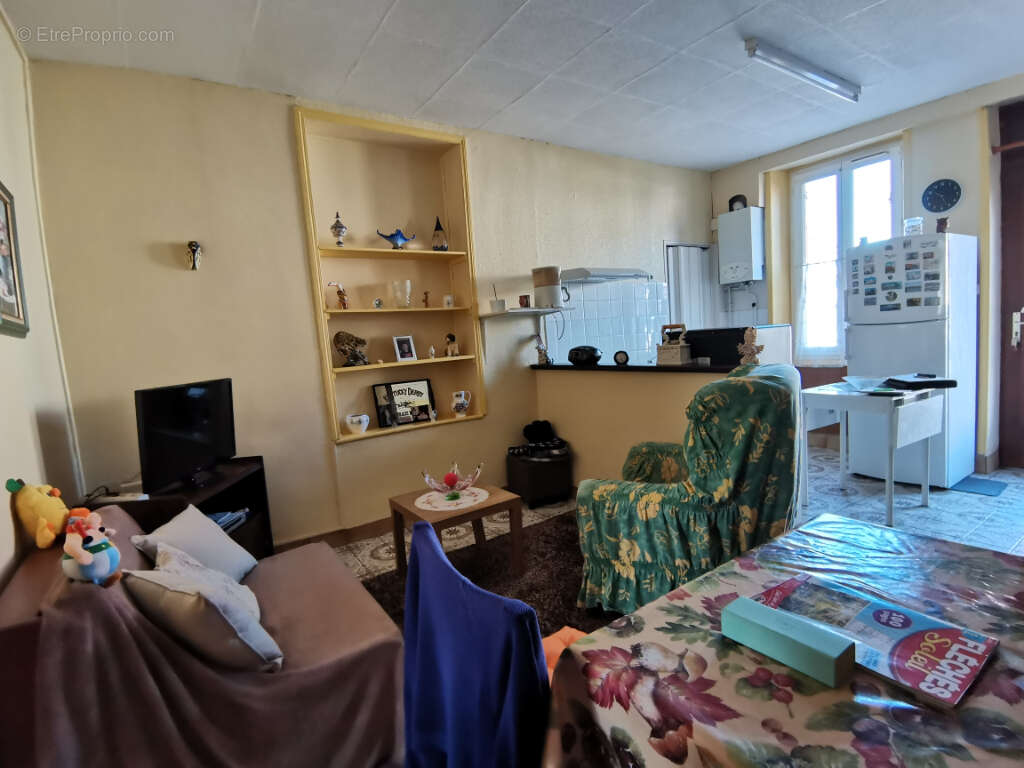 Appartement à DESERTINES