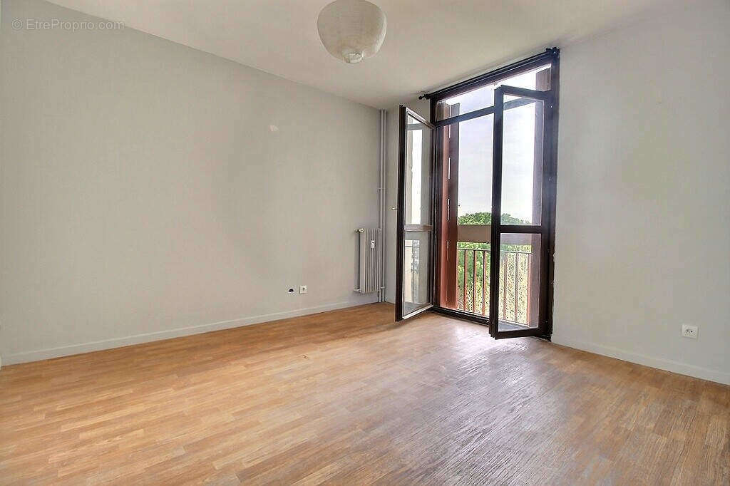 Appartement à MARSEILLE-12E