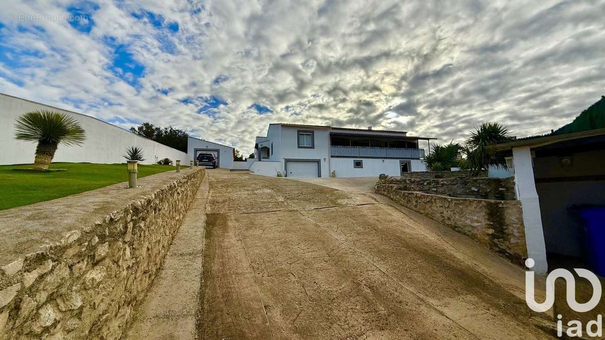 Photo 2 - Maison à SAINT-GILLES