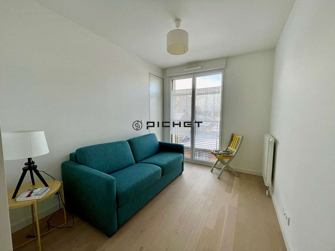 Appartement à MONTROUGE