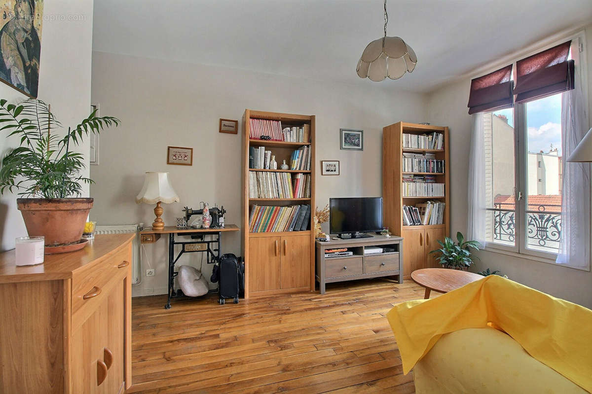 Appartement à COLOMBES