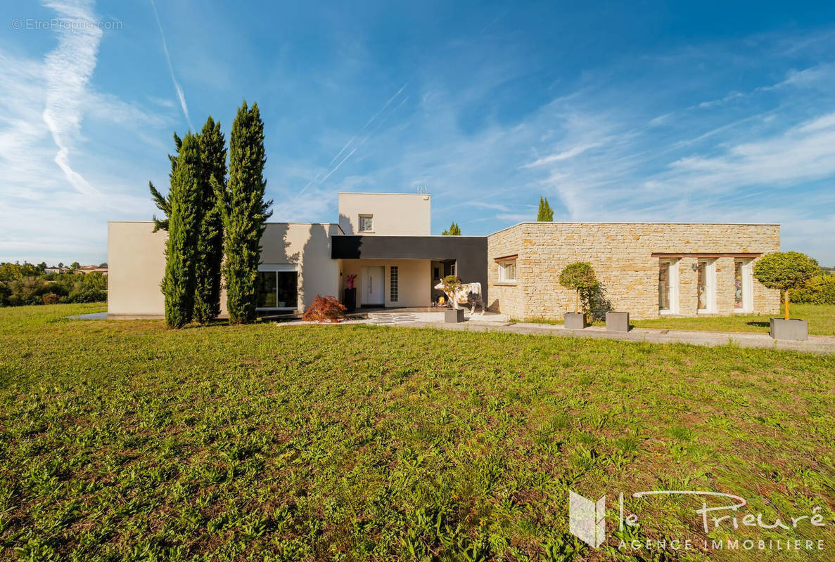 Maison à LABASTIDE-DE-LEVIS