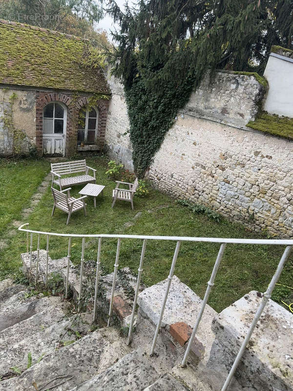 Maison à LORREZ-LE-BOCAGE-PREAUX