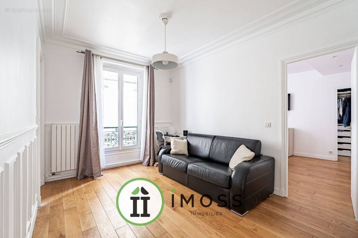 Appartement à PARIS-18E