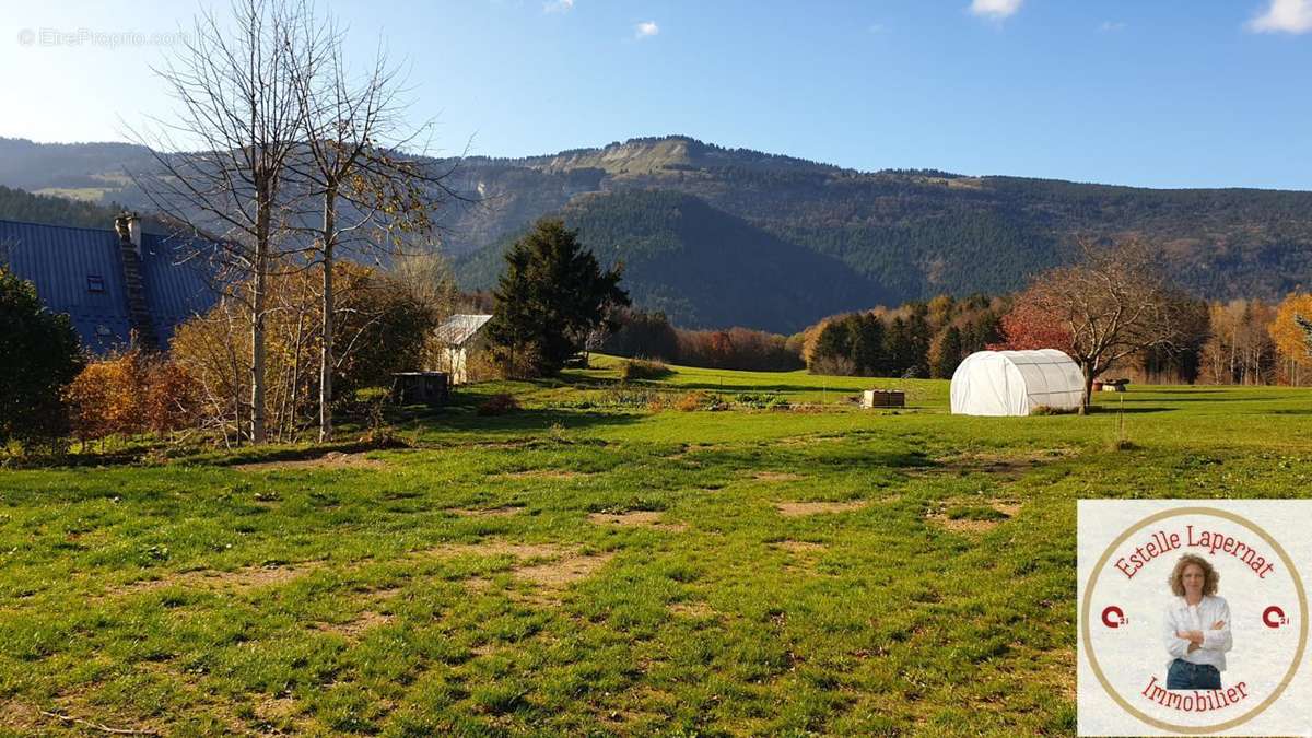 Terrain à SAINT-NIZIER-DU-MOUCHEROTTE