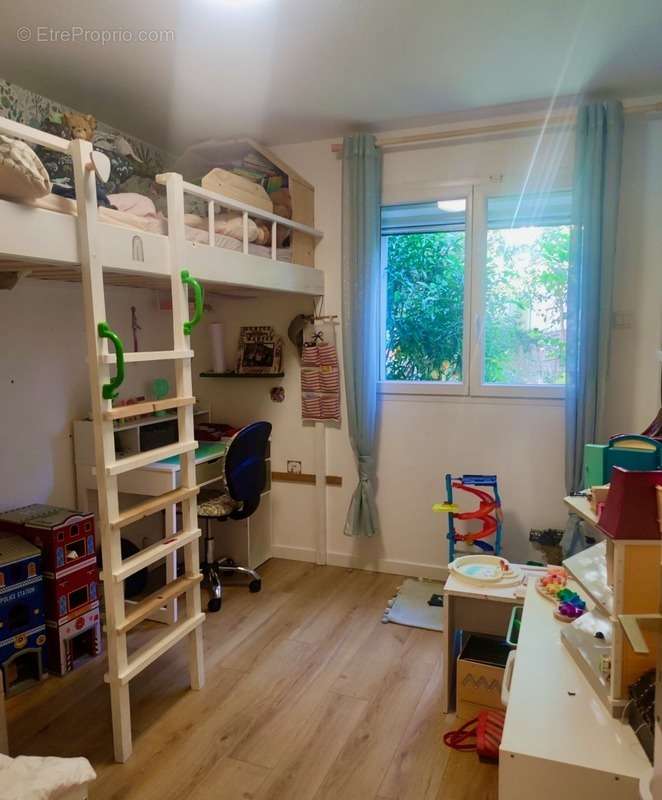 Appartement à MARSEILLE-11E