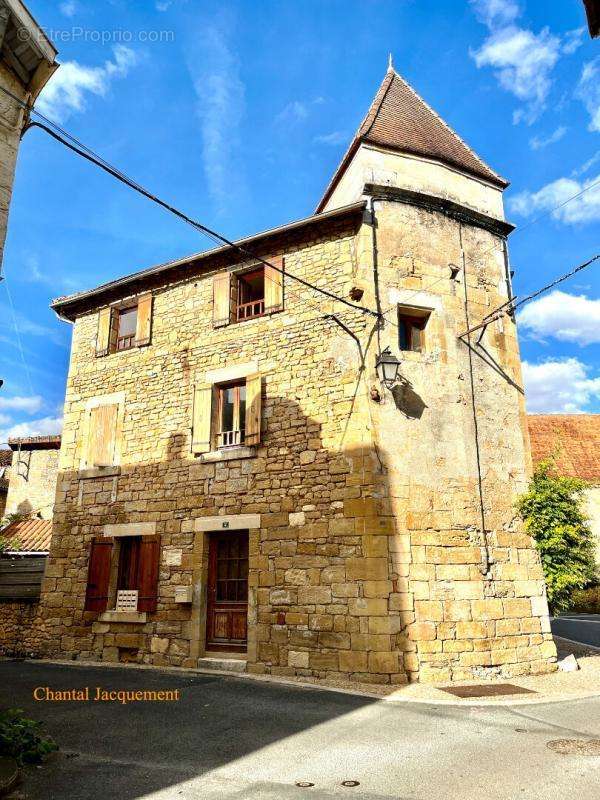 Maison à CORGNAC-SUR-L&#039;ISLE