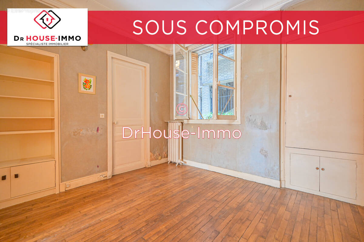 Appartement à PARIS-18E