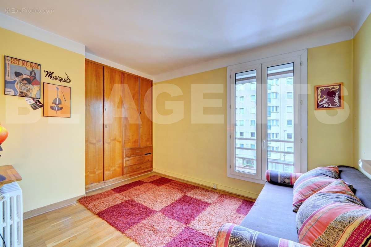 5 - Appartement à CRETEIL