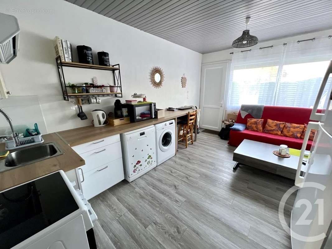 Appartement à AUREILHAN