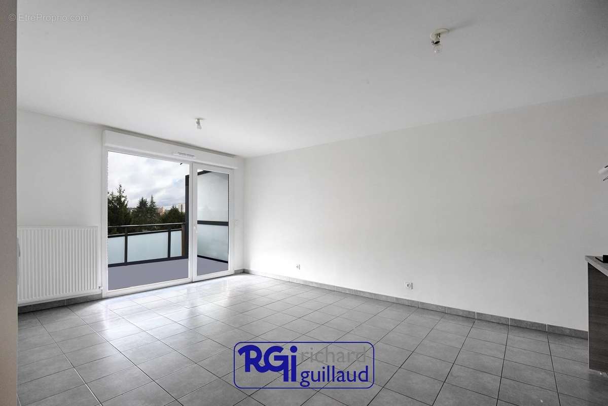 Appartement à BOURGOIN-JALLIEU