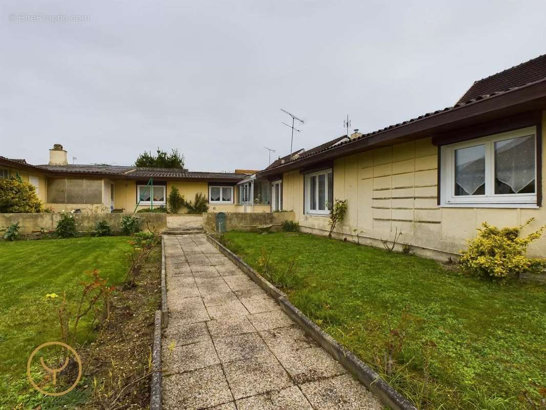 Maison à ROMILLY-SUR-SEINE