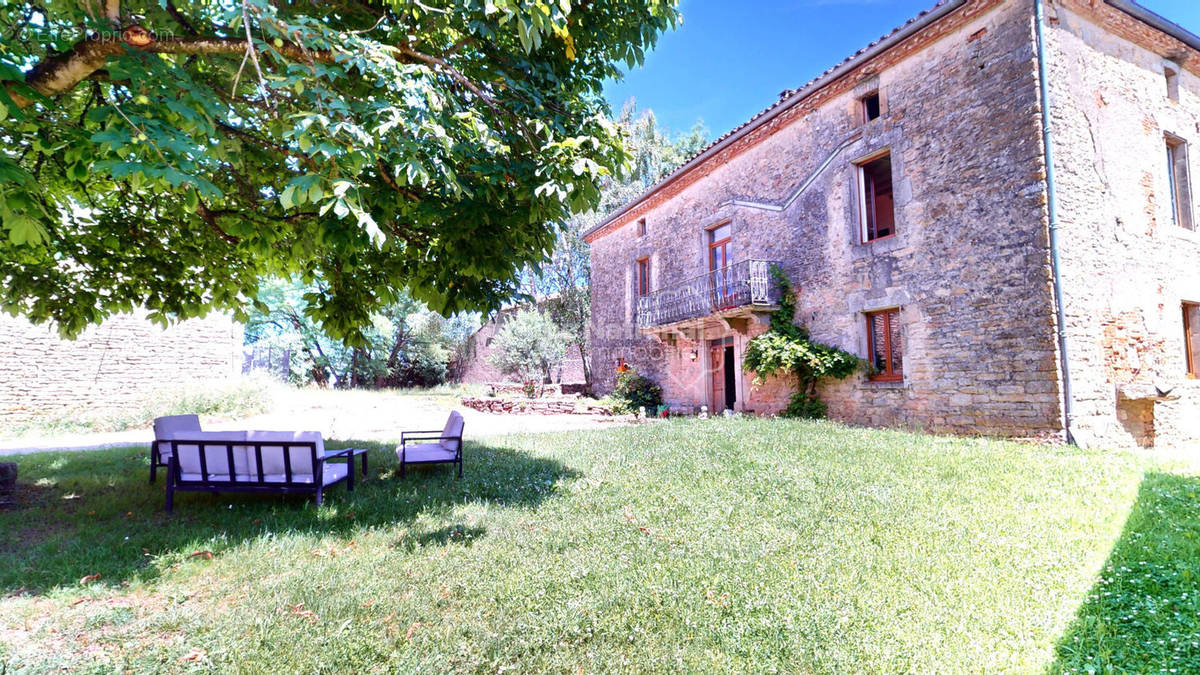 Maison à SAINT-ANTONIN-NOBLE-VAL