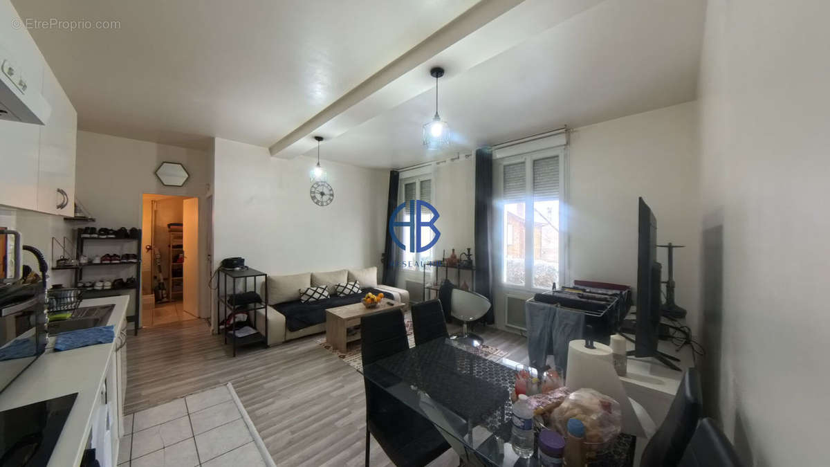 Appartement à CLICHY-SOUS-BOIS