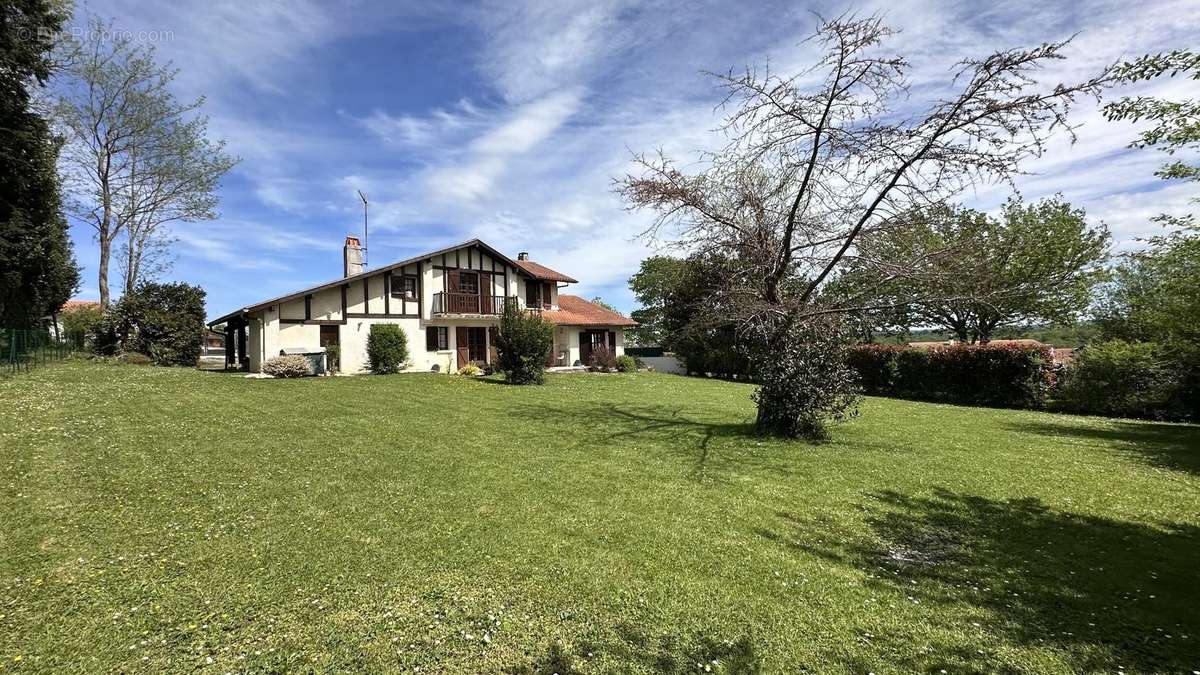 Maison à ARCANGUES