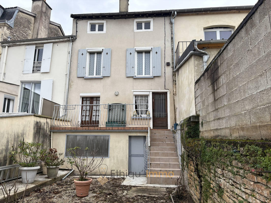 Maison à BAR-SUR-AUBE