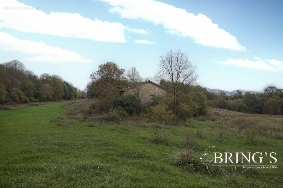 Terrain à MIRAMONT-DE-QUERCY