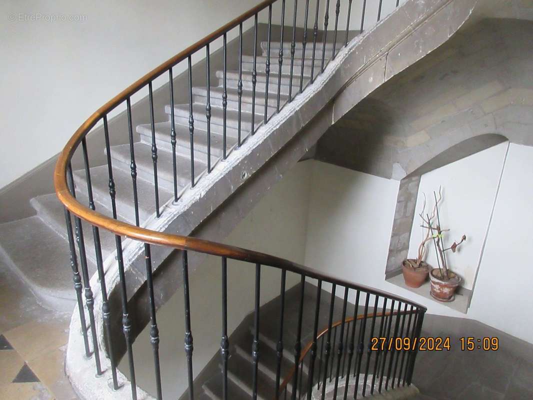 cage d&#039;escalier - Appartement à NANTES