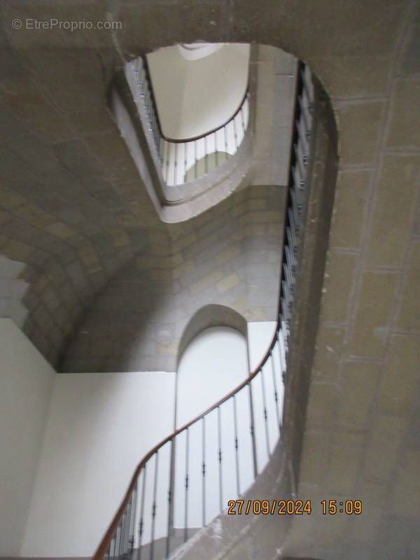 cage d&#039;escalier - Appartement à NANTES