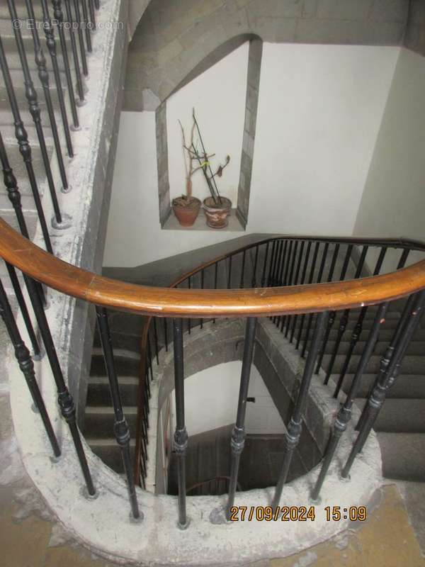 cage d&#039;escalier - Appartement à NANTES