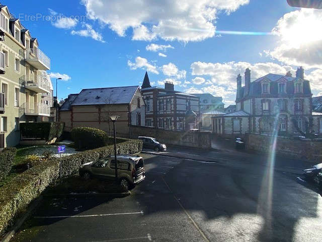 Appartement à TROUVILLE-SUR-MER